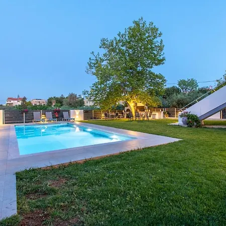 Crystal Waves Lux Villa-homeleader Villa Chania (Crete)