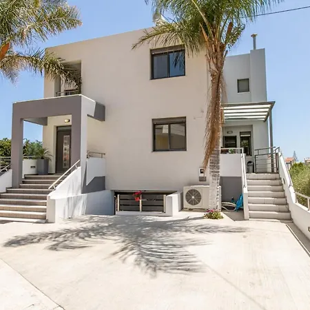 Villa Crystal Waves Lux Villa-homeleader