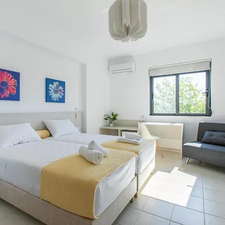 Crystal Waves Lux Villa-homeleader Chania (Crete)