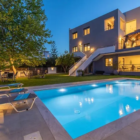 Crystal Waves Lux Villa-homeleader Villa *