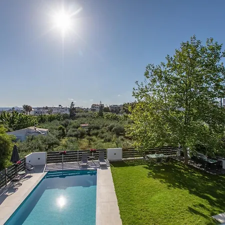 Villa Crystal Waves Lux Villa-homeleader *