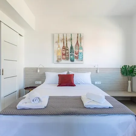 Crystal Waves Lux Villa-homeleader Villa