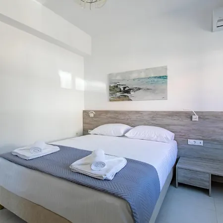 Crystal Waves Lux Villa-homeleader Willa Chania (Crete)