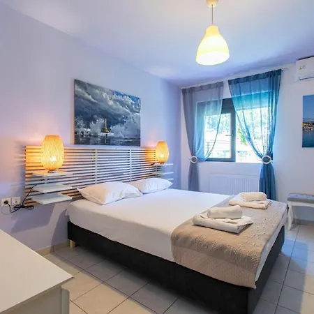 Willa Crystal Waves Lux Villa-homeleader