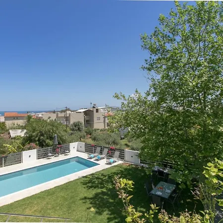Crystal Waves Lux Villa-homeleader Chania (Crete)