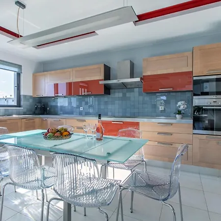 Crystal Waves Lux Villa-homeleader * Chania (Crete)