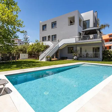 Villa Crystal Waves Lux Villa-homeleader