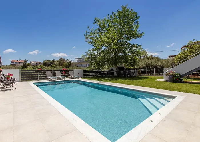 Villa Crystal Waves Lux Villa-homeleader La Canea