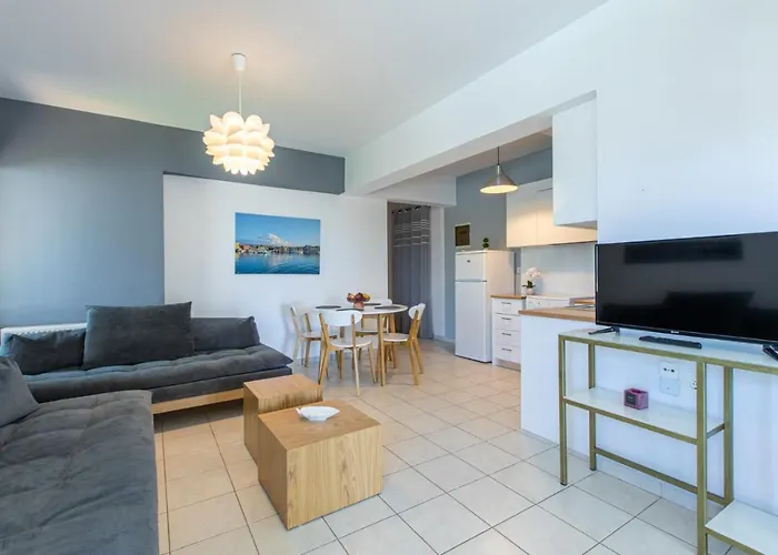 Crystal Waves Lux Villa-homeleader Villa *