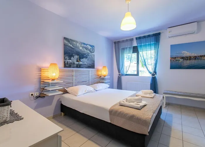 Villa Crystal Waves Lux Villa-homeleader