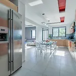 Crystal Waves Lux Villa-homeleader *