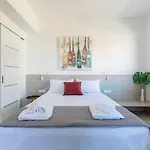 Crystal Waves Lux Villa-homeleader Villa