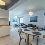 Villa Crystal Waves Lux Villa-homeleader