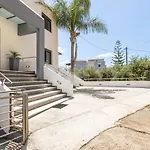 Crystal Waves Lux Villa-homeleader
