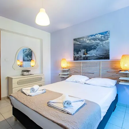 Crystal Waves Lux Villa-homeleader Вилла