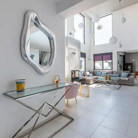 Вилла Crystal Waves Lux Villa-homeleader Ханья