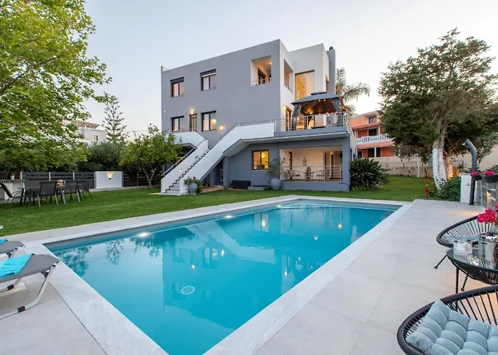 Crystal Waves Lux Villa-homeleader Вилла *