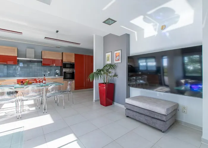 Crystal Waves Lux Villa-homeleader Χανιά