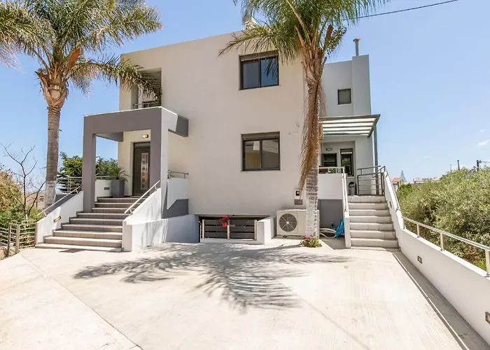 Вилла Crystal Waves Lux Villa-homeleader